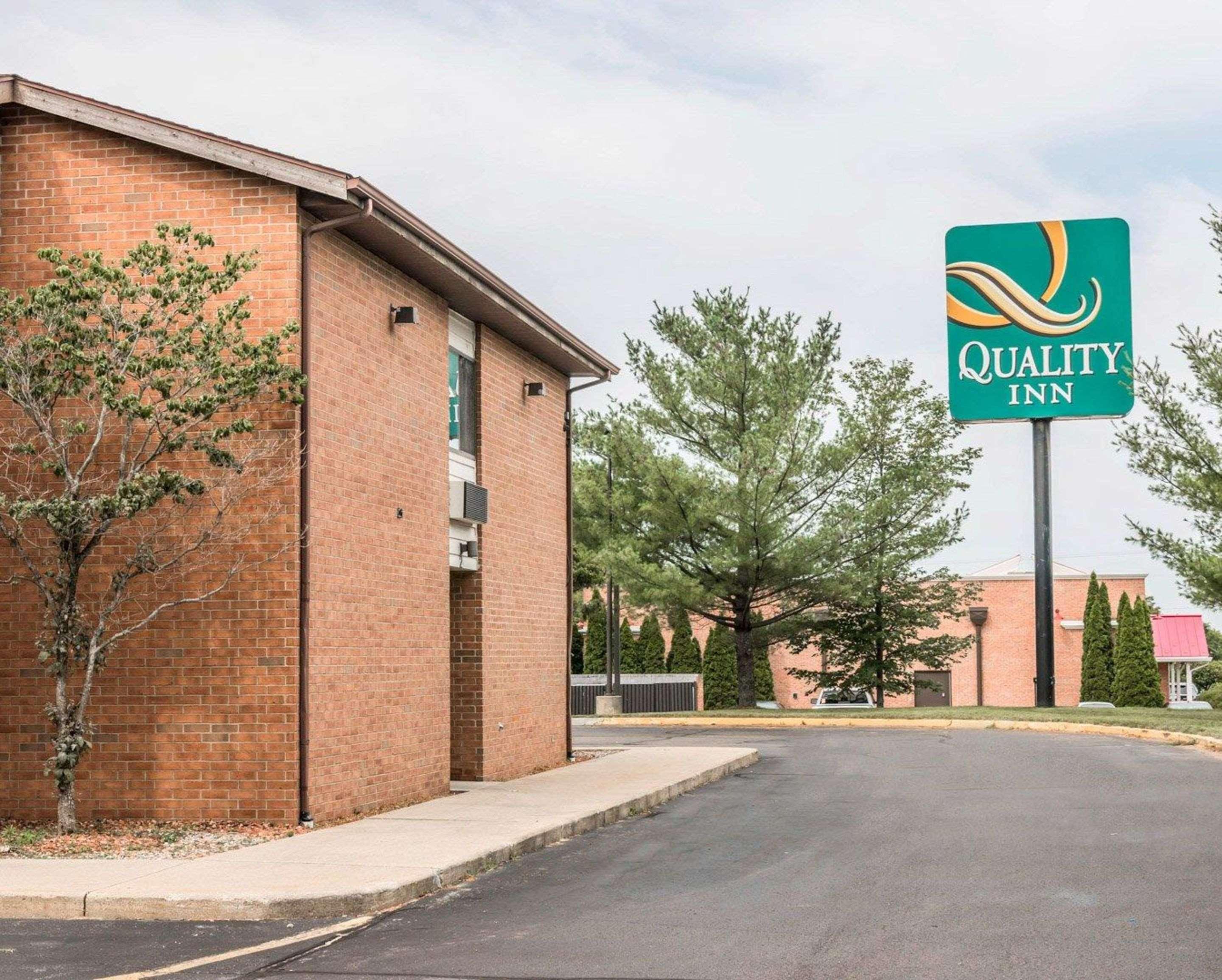 Quality Inn Grand Rapids North Exterior foto